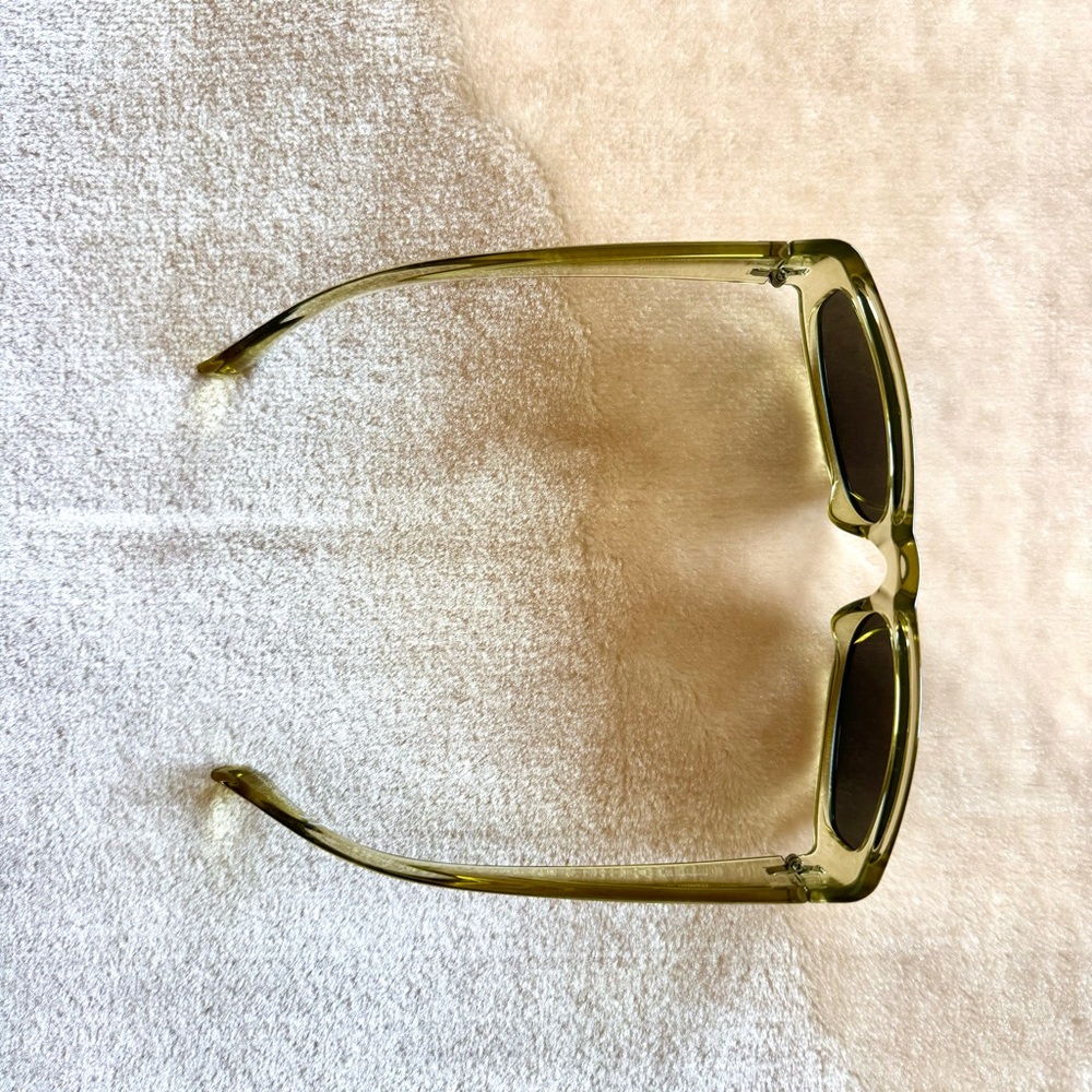 Y2K Clear Light Green Plastic Sunglasses - Picture 2 of 4